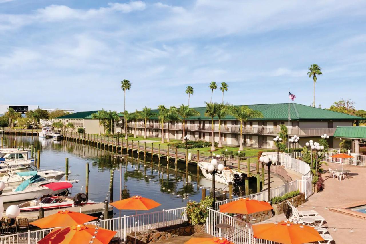 Getaway At The Marina Aparthotel South Bradenton Exterior photo