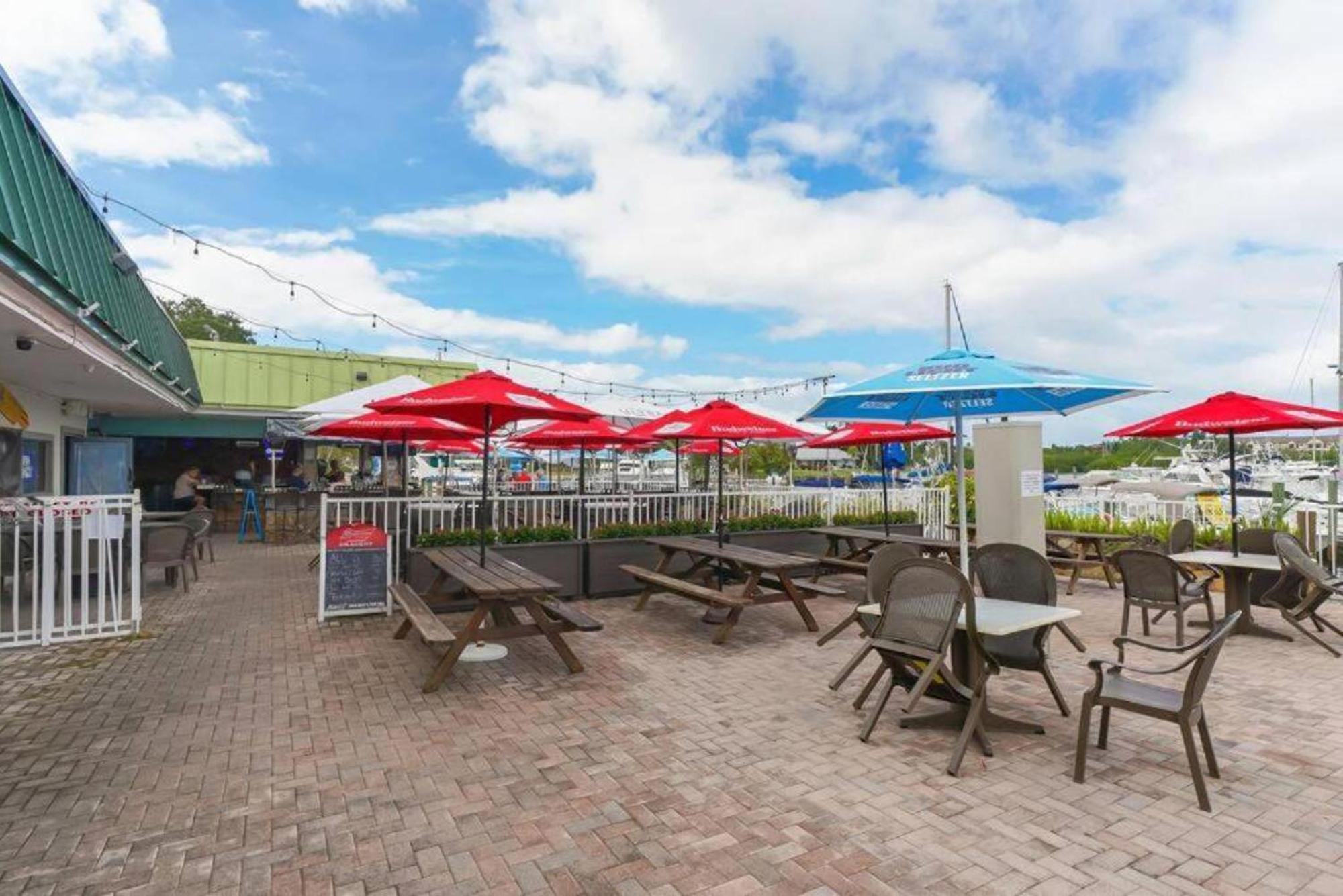 Getaway At The Marina Aparthotel South Bradenton Exterior photo